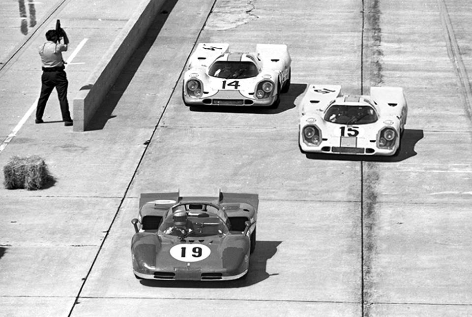 Name:  1970 - Mario Andretti #19 Ferrari 512 S Spyder, Pedro Rodriguez  #15 Porsche 917K, Brian Redman .jpg
Views: 223
Size:  87.4 KB