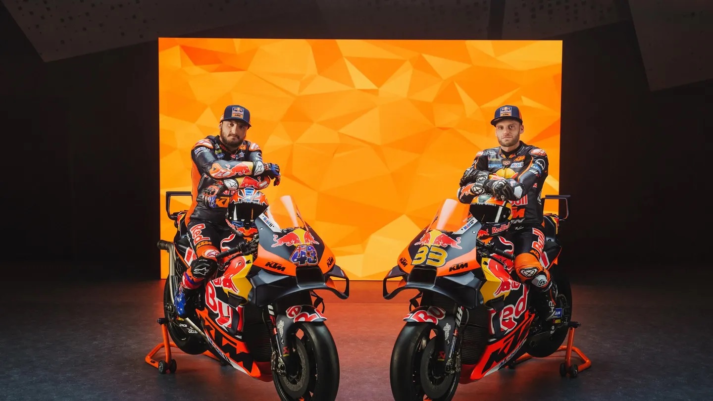 Name:  3 - Red Bull KTM Factory Racing.jpg
Views: 139
Size:  238.4 KB
