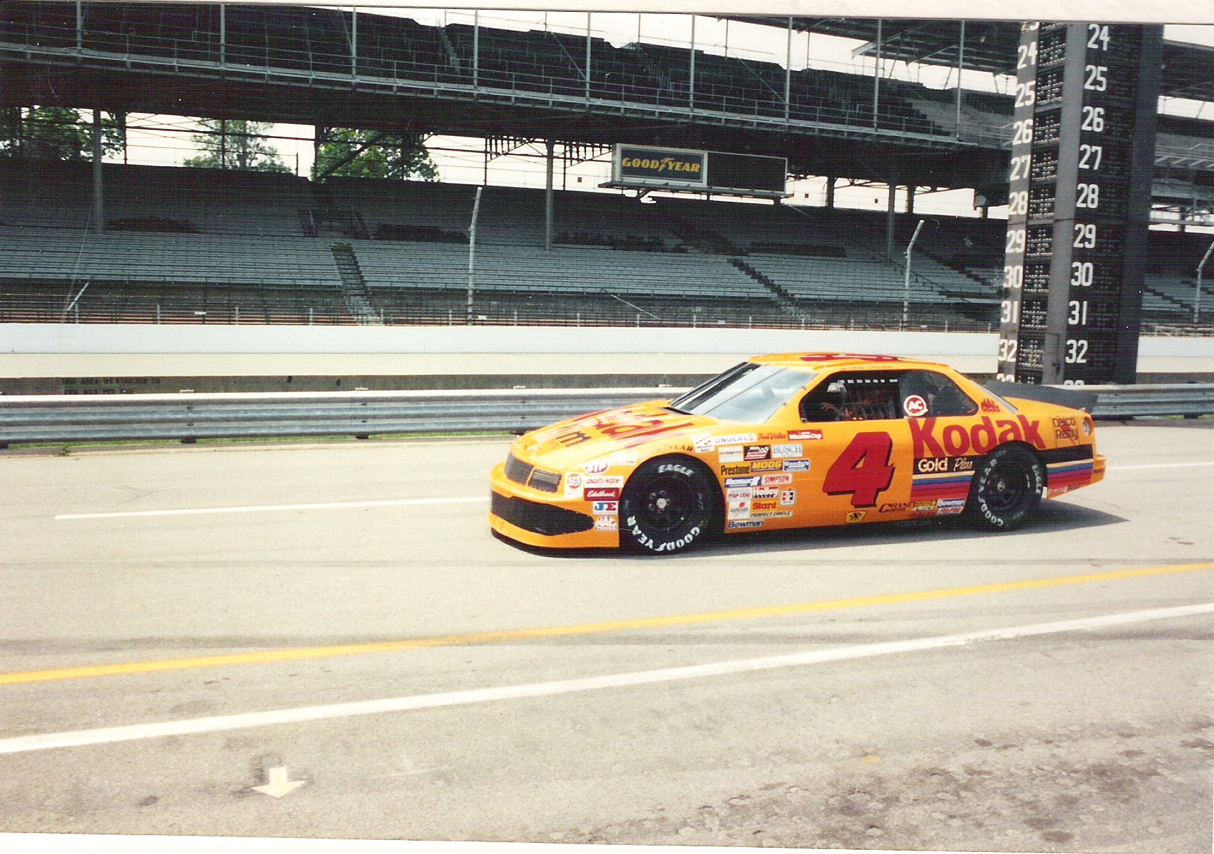 Name:  Ernie Irvan 1992 IMS Tire Test.jpg
Views: 18
Size:  1.64 MB