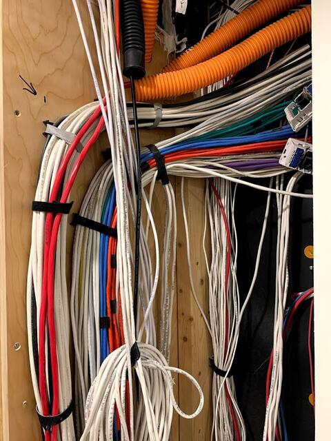 Name:  wires0.jpg
Views: 282
Size:  69.1 KB