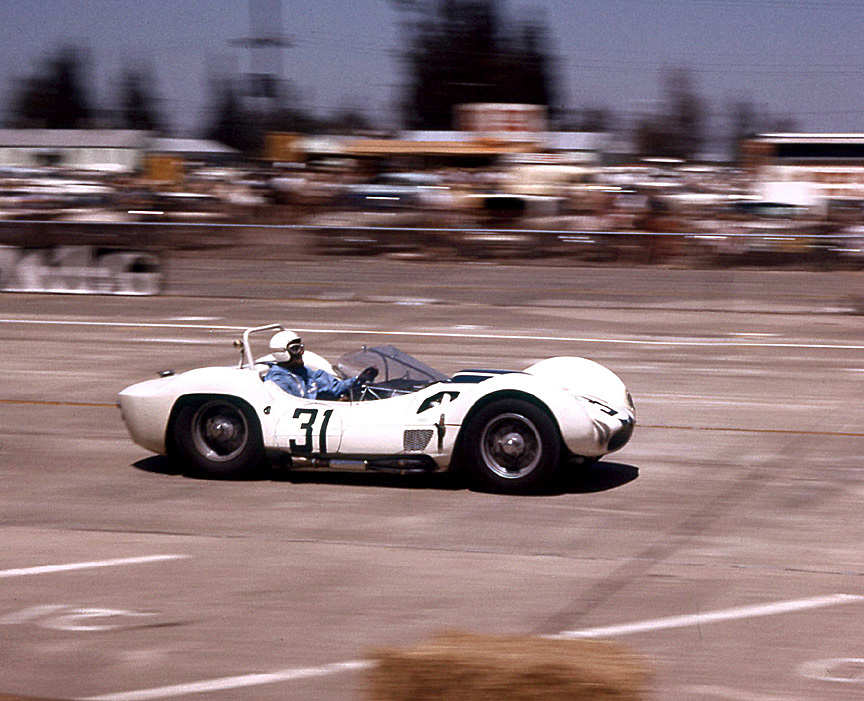 Name:  1961 - Briggs Cunningham Tipo 60.jpg
Views: 238
Size:  202.1 KB