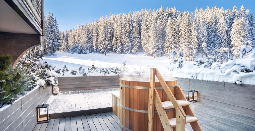 Name:  chambre_ski_piste_with_hot_tub_office_12788_0.jpg
Views: 391
Size:  121.2 KB