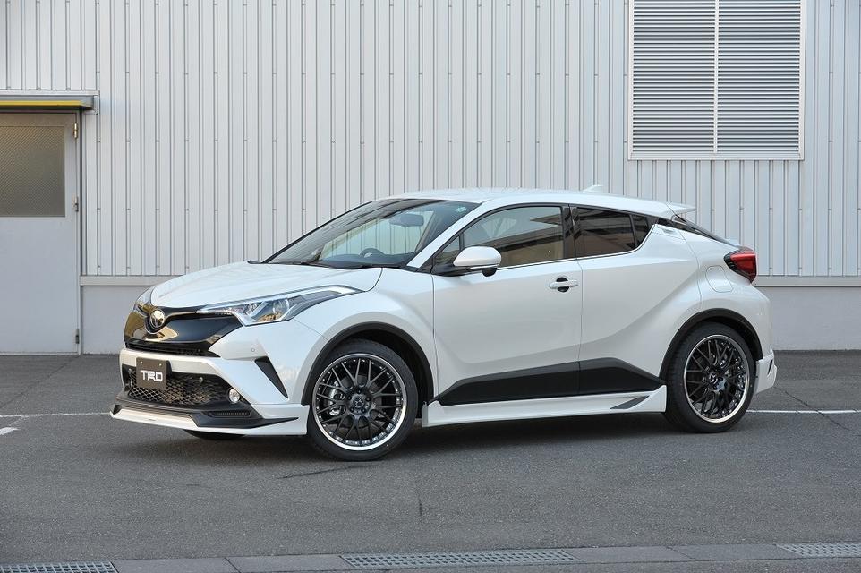 Name:  trd-tokyo-auto-salon-17-7.jpg
Views: 375
Size:  99.0 KB