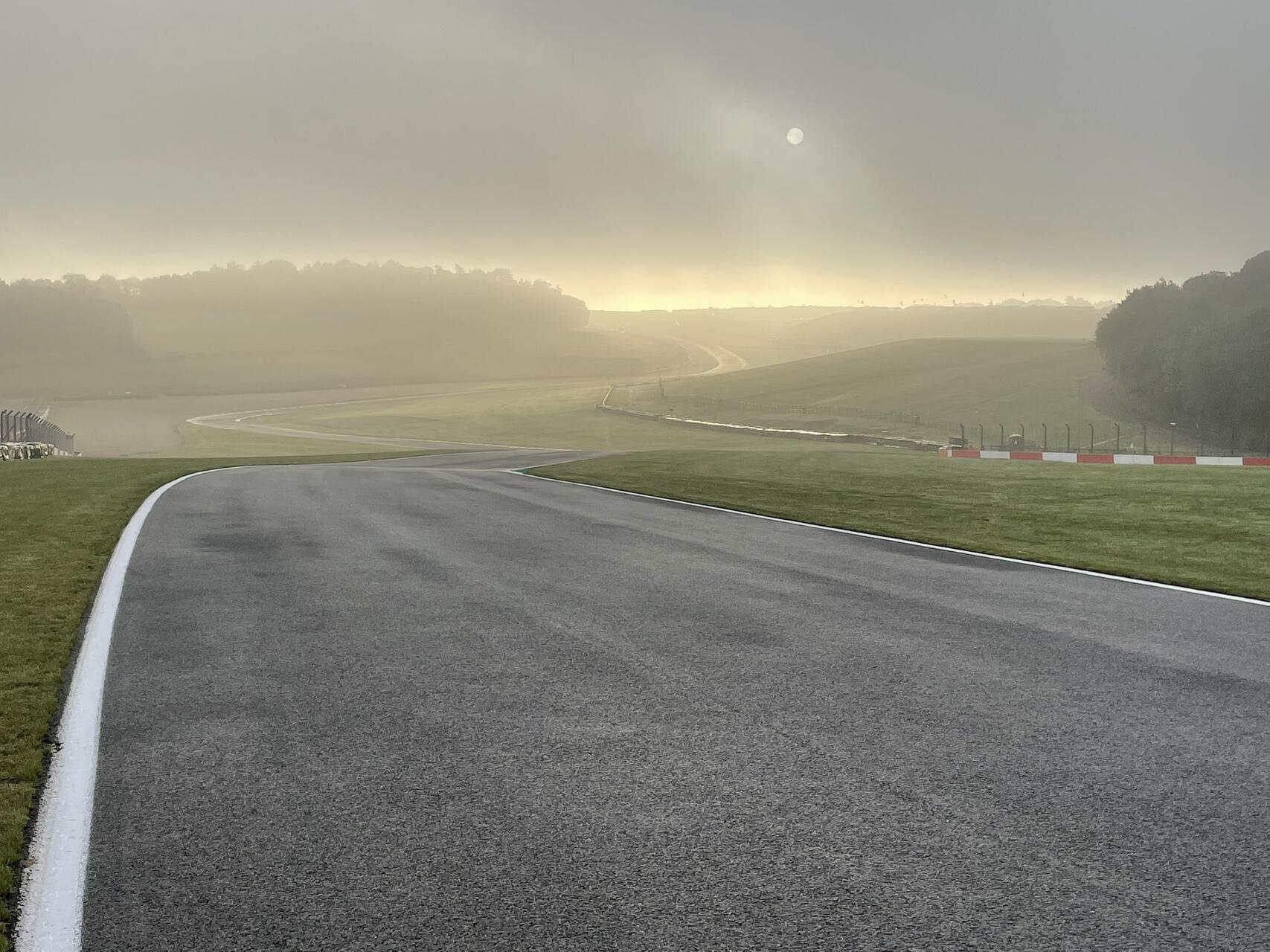 Name:  Donington Park.jpg
Views: 301
Size:  257.2 KB