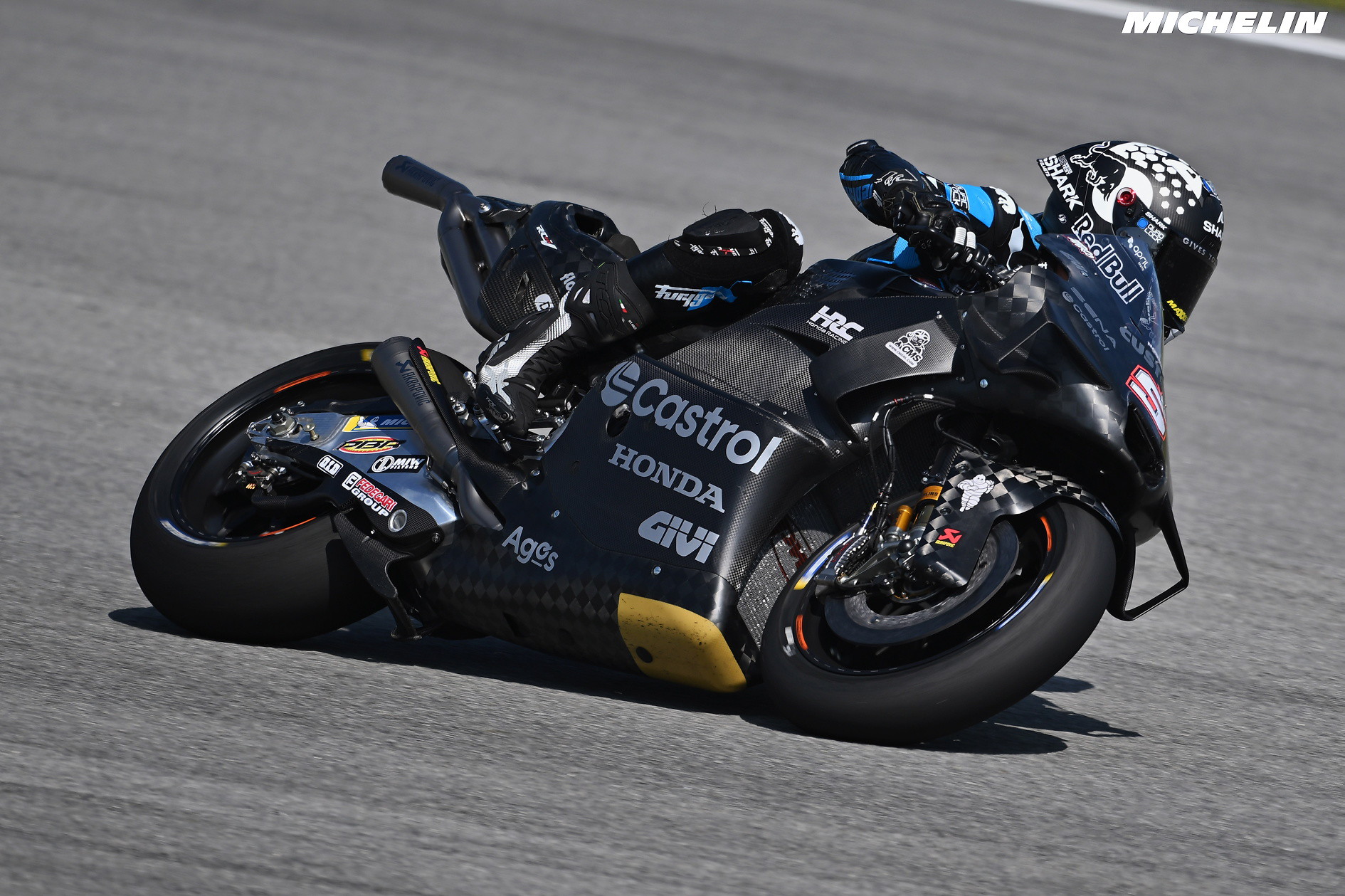 Name:  Sepang Shakedown 07 Johann Zarco.jpg
Views: 268
Size:  534.9 KB